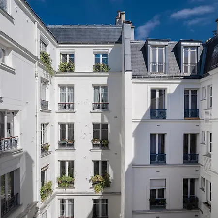 Apartment Center - Haussmann Elegant Paris
