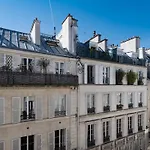 Paris Center - Haussmann Elegant Residence